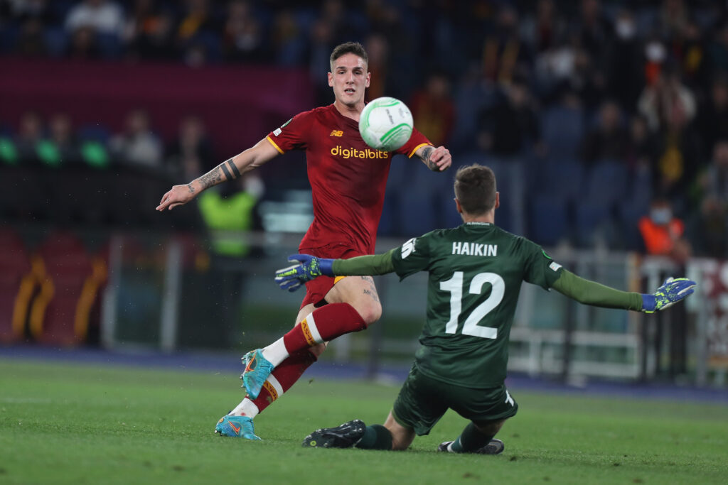 Zaniolo realizza il terzo gol della Roma nel ritorno dei quarti di finale di Conference League contro il Bodo/Glimt