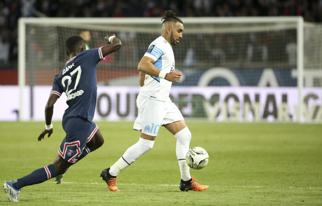 Dimitri Payet, numero 10 del Marsiglia, durante la sfida con il PSG