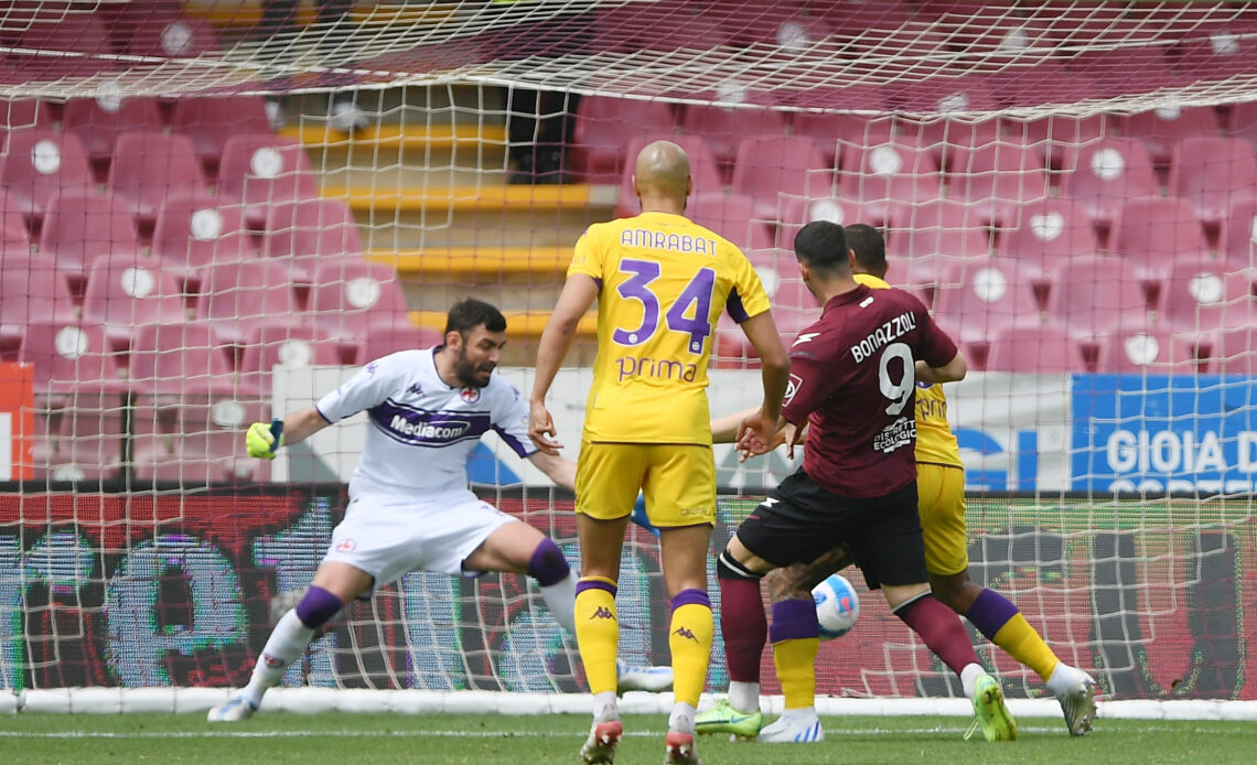 Federico Bonazzoli realizza il gol vittoria della sua Salernitana contro la Fiorentina